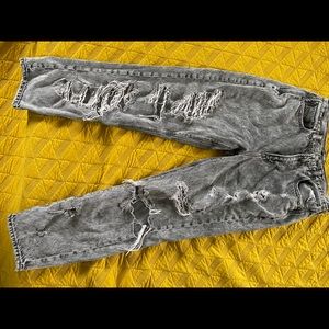 American Eagle mom jeans distressed, ankle cut